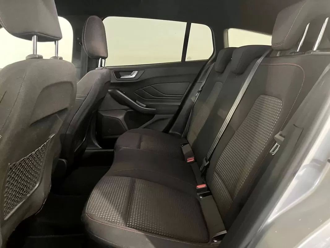 ford-focus-sw-2023-diesel-1499cc