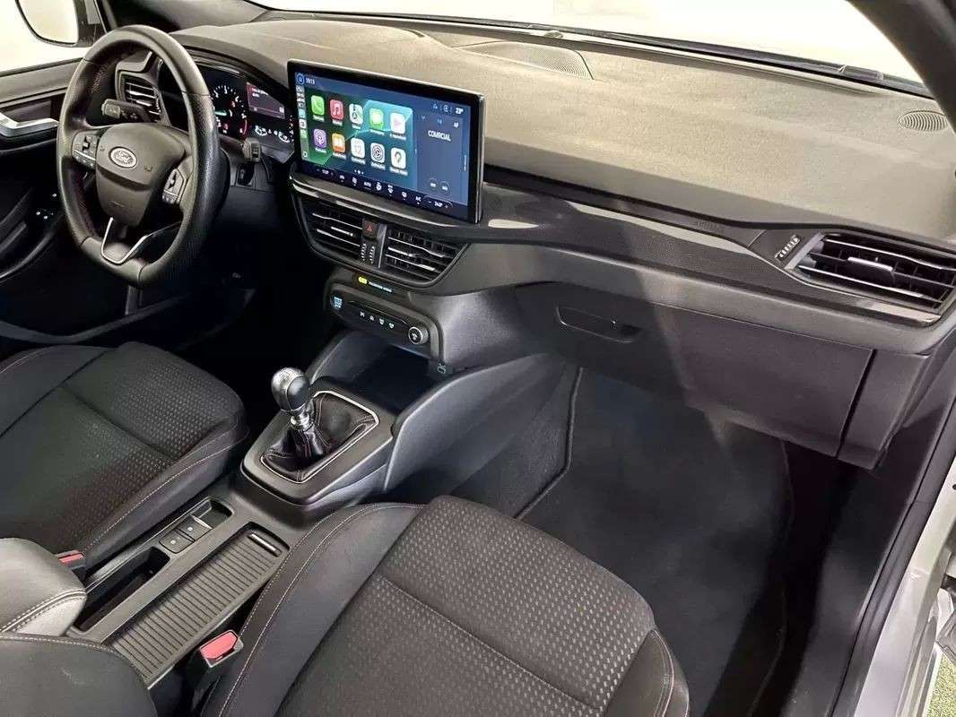 ford-focus-sw-2023-diesel-1499cc