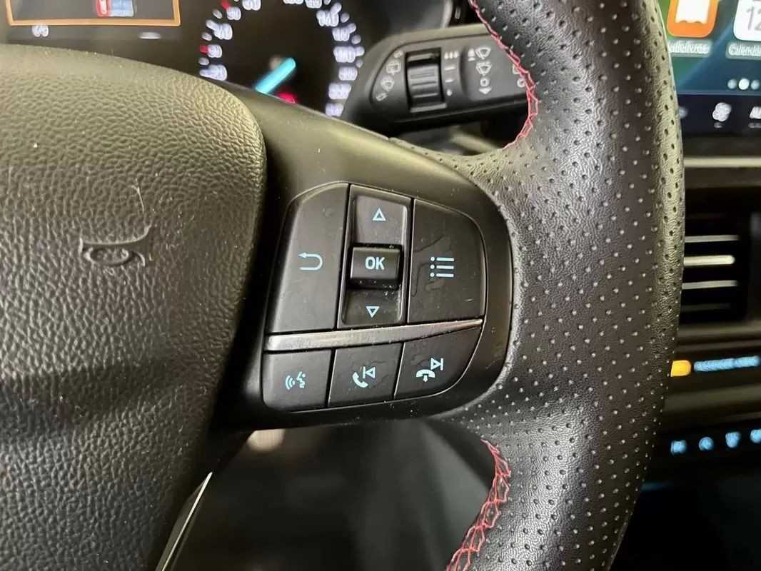 ford-focus-sw-2023-diesel-1499cc