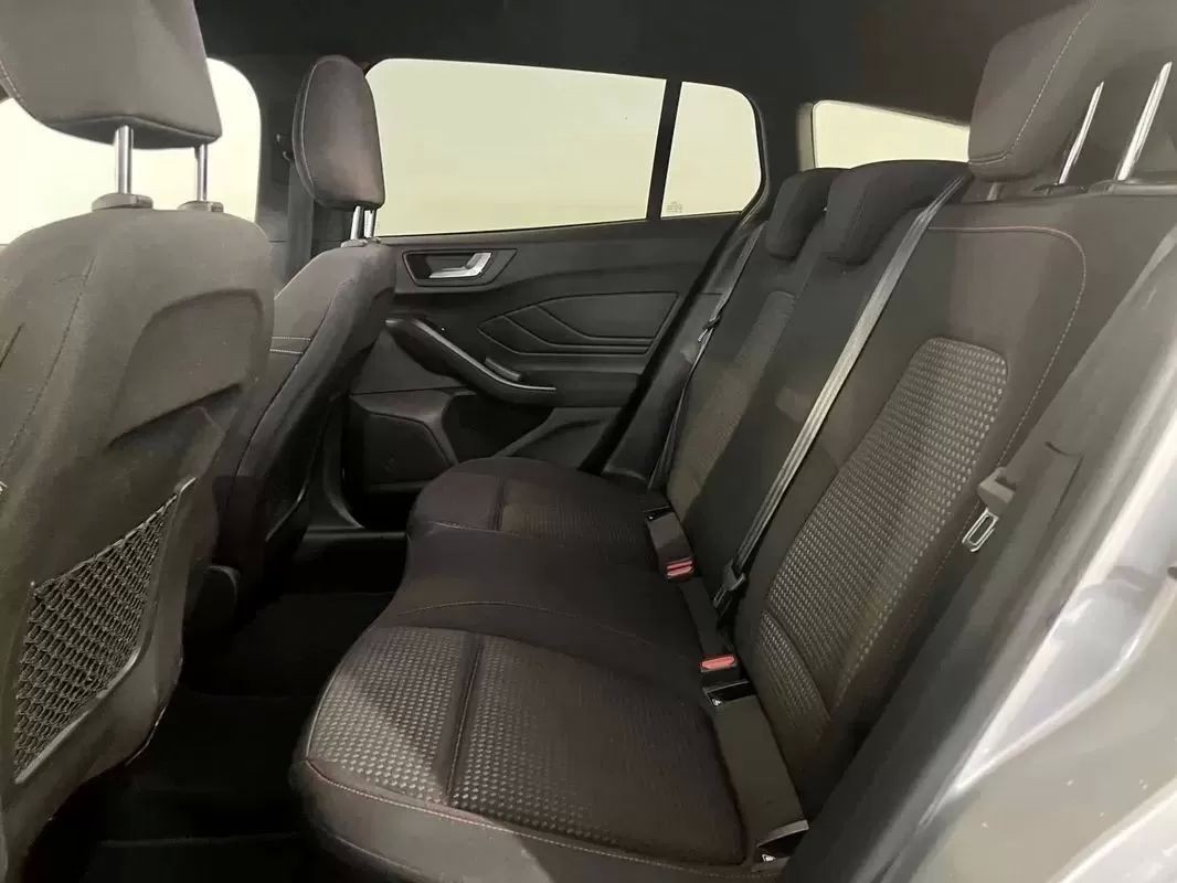 ford-focus-sw-2023-diesel-1499cc