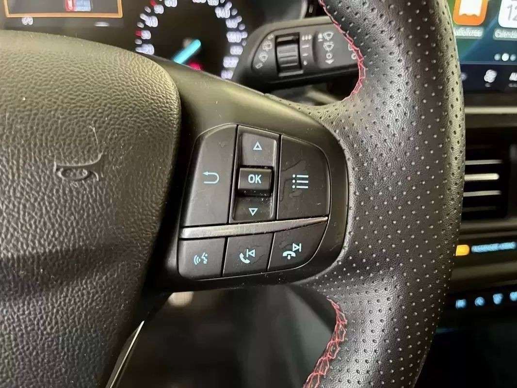 ford-focus-sw-2023-diesel-1499cc