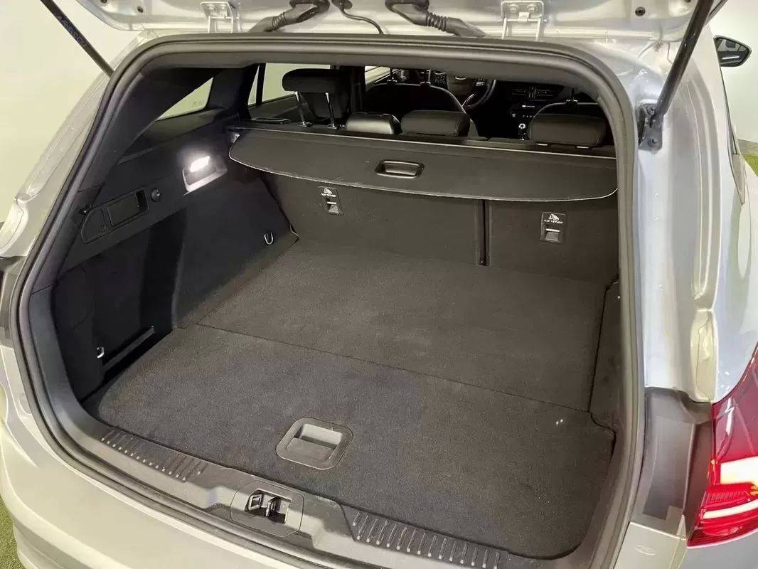 ford-focus-sw-2023-diesel-1499cc