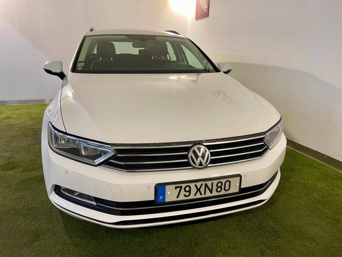 volkswagen-passat-variant-2019-diesel-1968cc