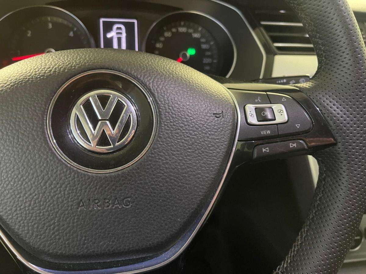 volkswagen-passat-variant-2019-diesel-1968cc