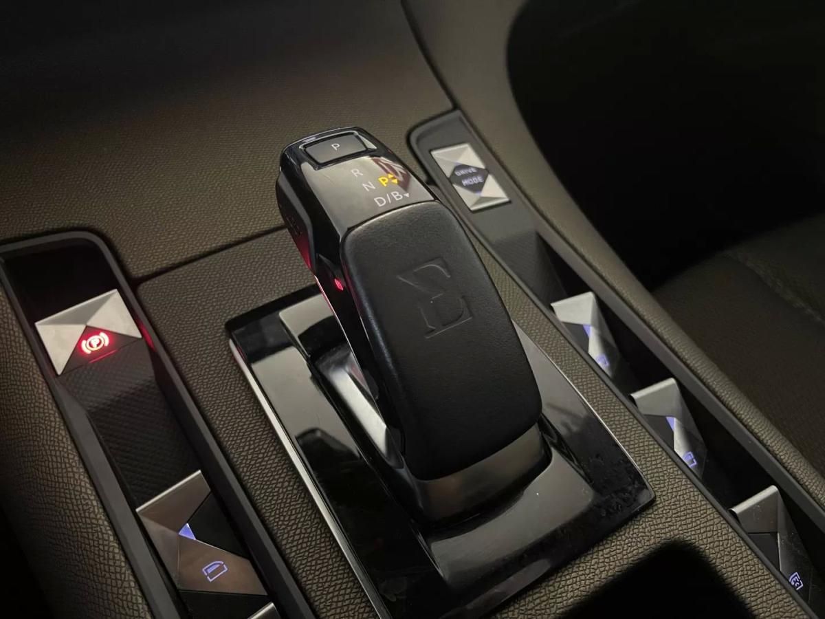 ds-ds-7-crossback-2020-hibrido-1598cc