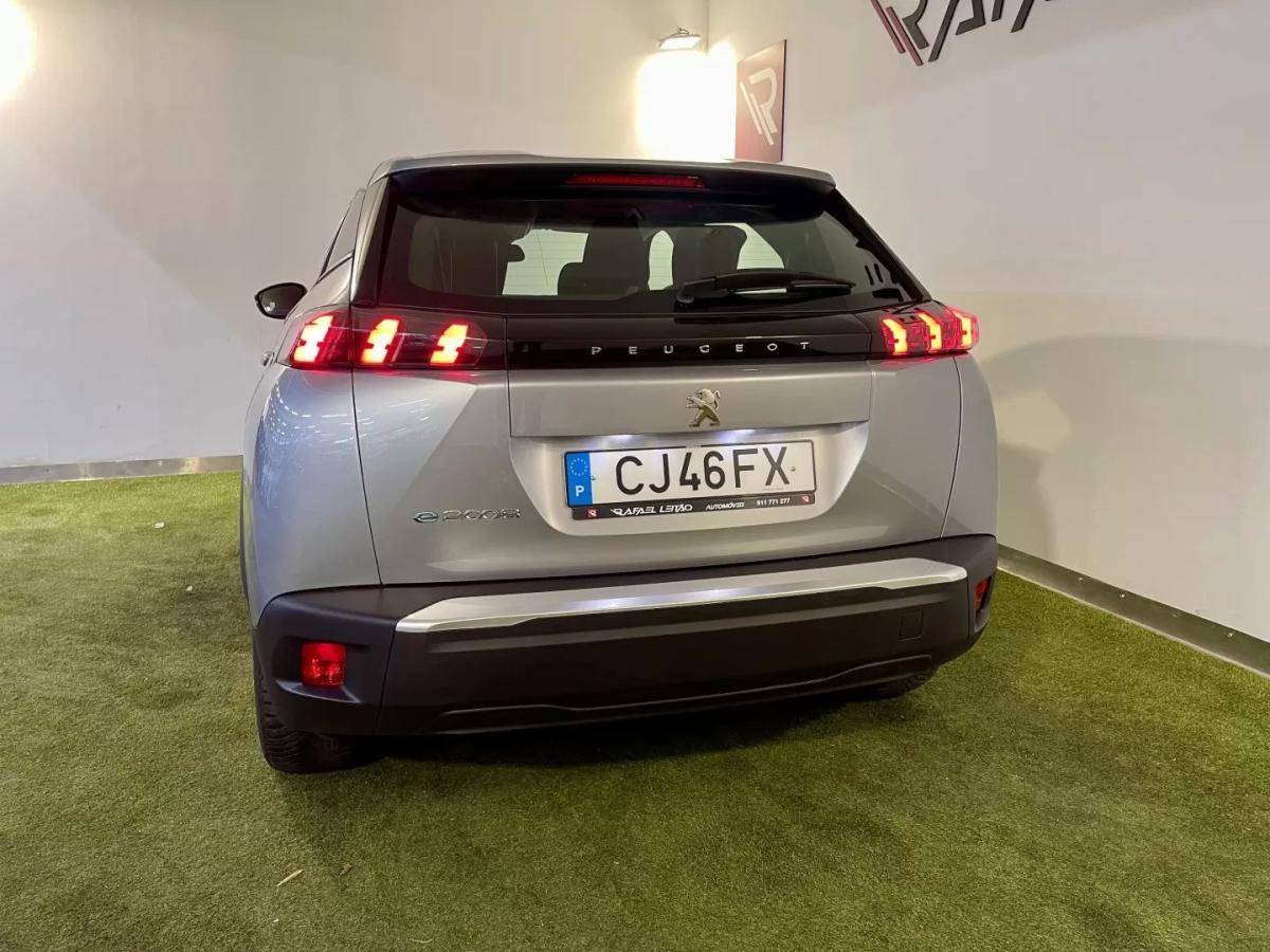 peugeot-2008-2022-eletrico-0cc