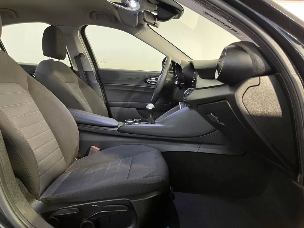 alfa-romeo-giulia-2016-diesel-2143cc