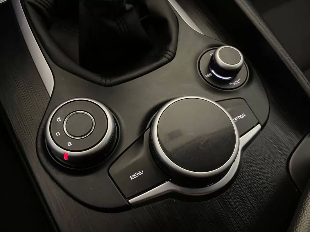 alfa-romeo-giulia-2016-diesel-2143cc