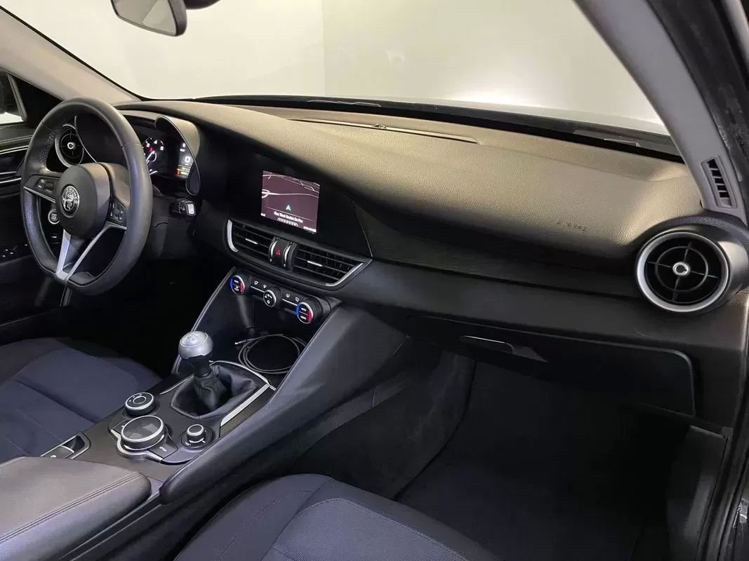 alfa-romeo-giulia-2016-diesel-2143cc
