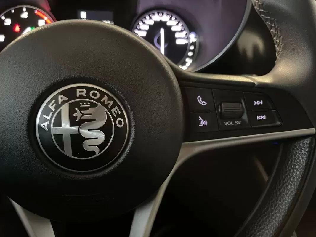 alfa-romeo-giulia-2016-diesel-2143cc