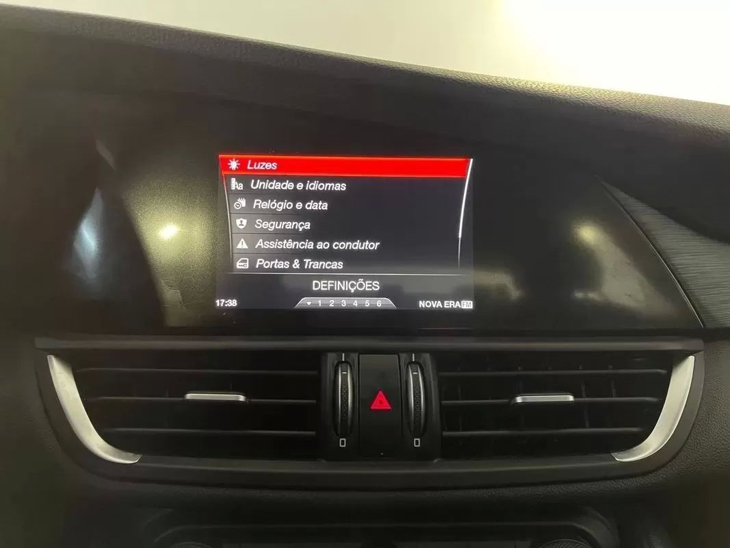 alfa-romeo-giulia-2016-diesel-2143cc