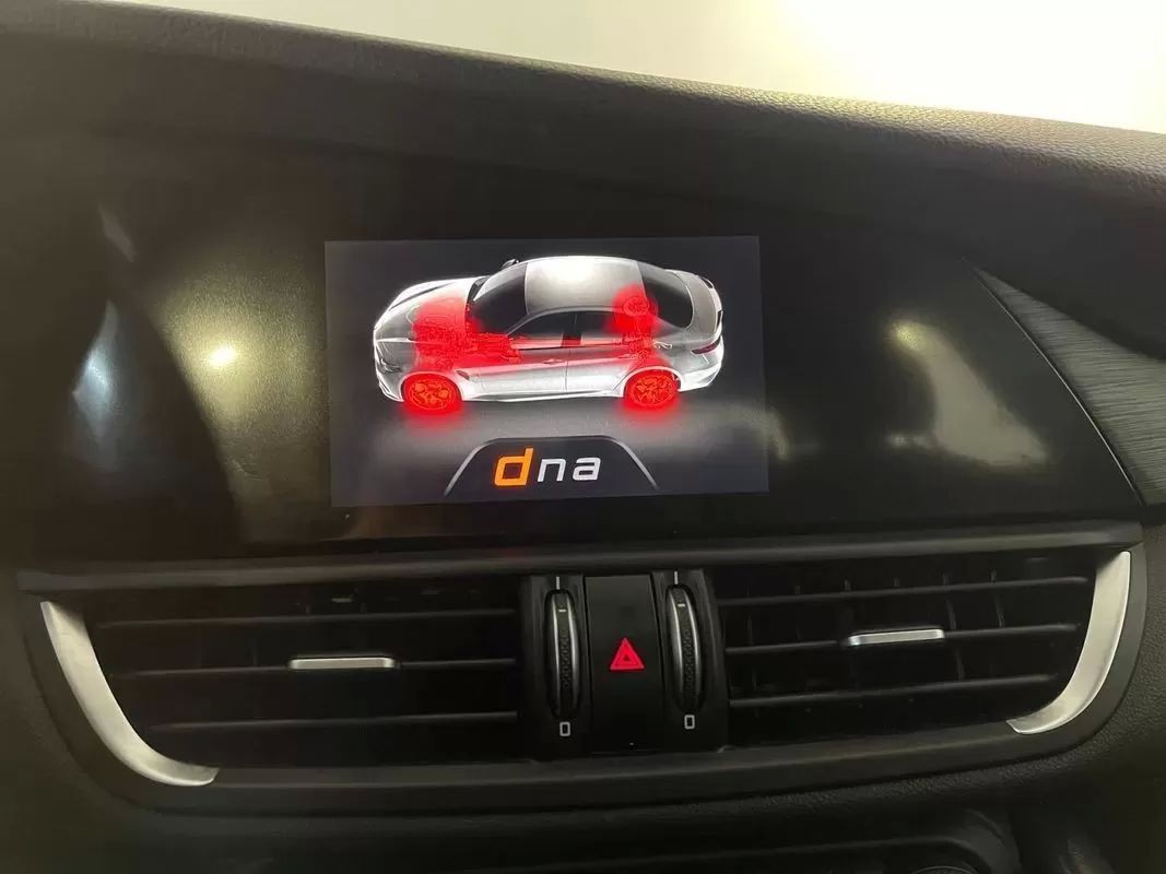 alfa-romeo-giulia-2016-diesel-2143cc