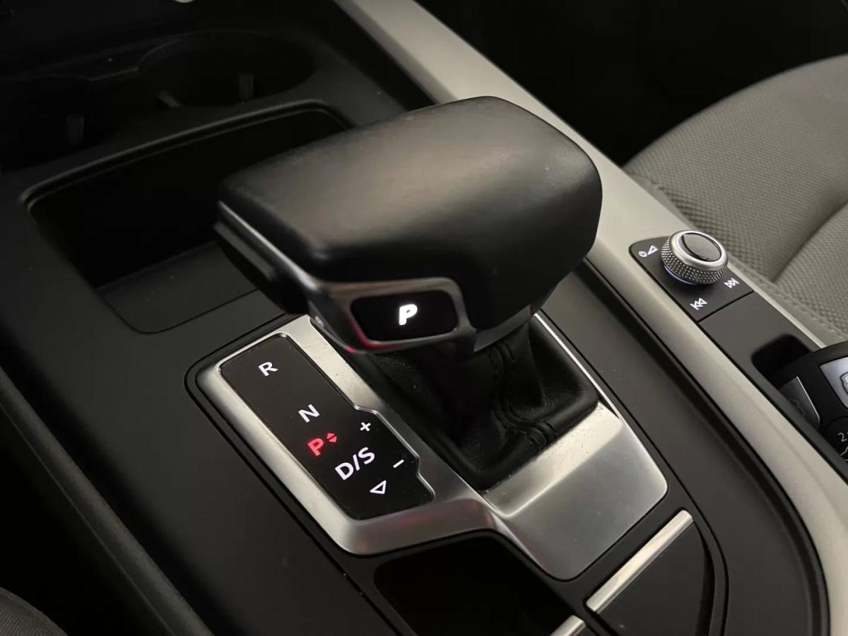audi-a4-avant-2022-diesel-1968cc