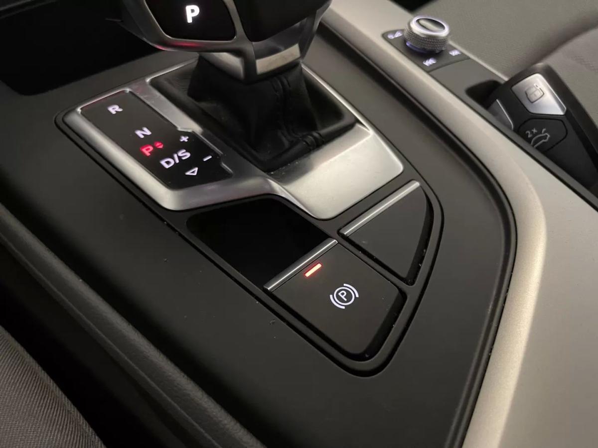 audi-a4-avant-2022-diesel-1968cc