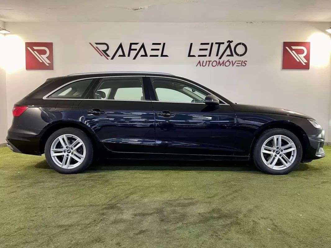audi-a4-avant-2022-diesel-1968cc