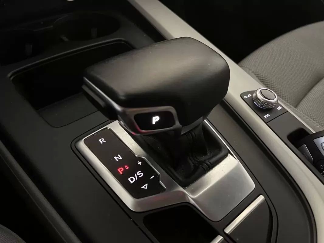 audi-a4-avant-2022-diesel-1968cc