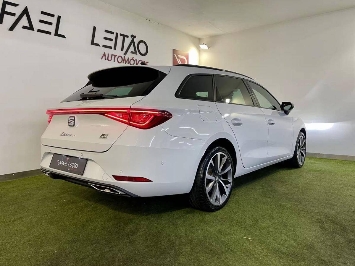 seat-leon-st-2021-hibrido-1395cc