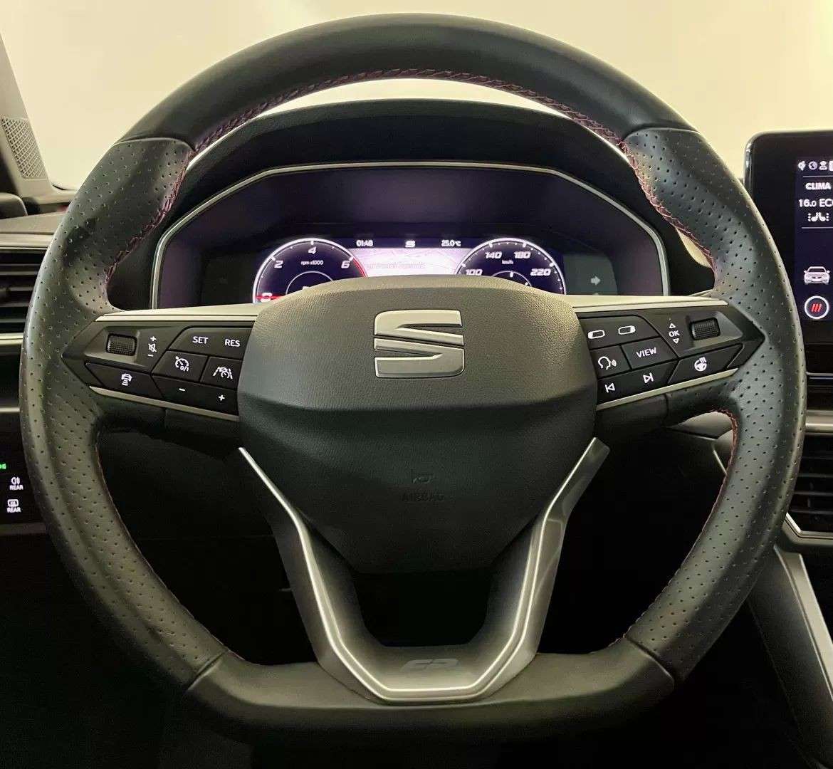 seat-leon-st-2021-hibrido-1395cc