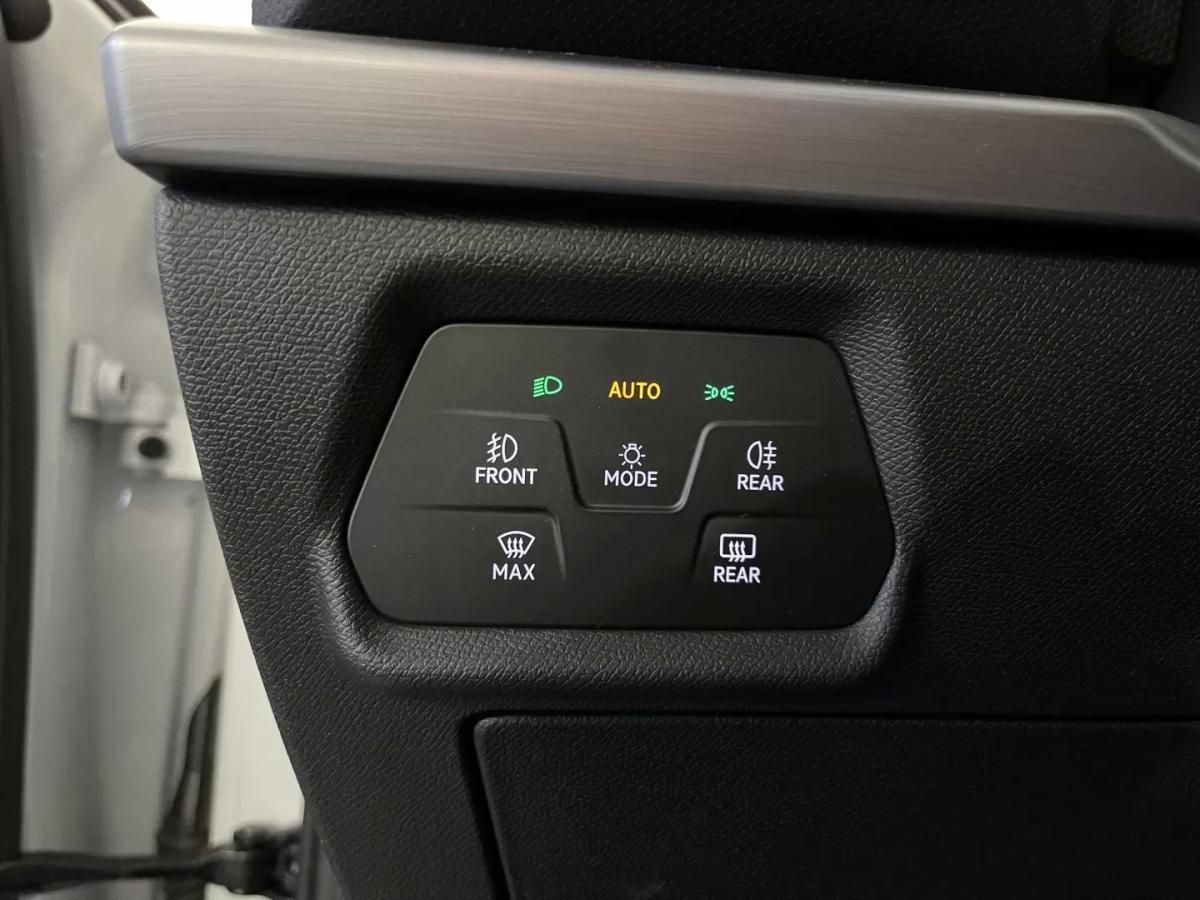 seat-leon-st-2021-hibrido-1395cc
