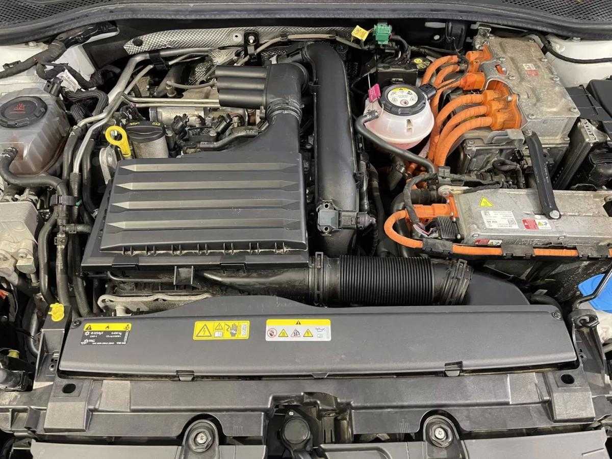 seat-leon-st-2021-hibrido-1395cc
