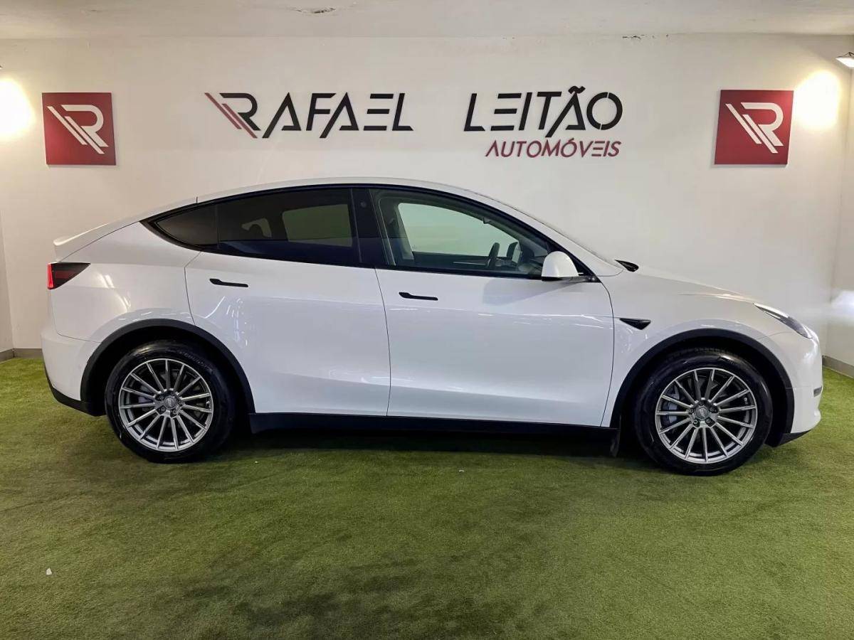 tesla-model-y-2022-eletrico-0cc