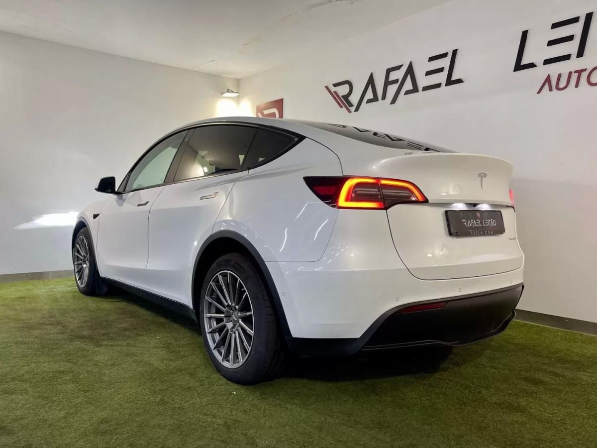 tesla-model-y-2022-eletrico-0cc