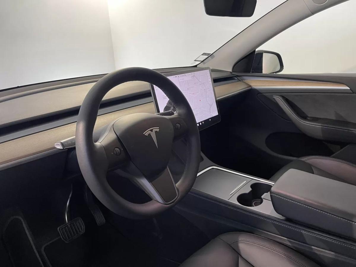 tesla-model-y-2024-eletrico-0cc