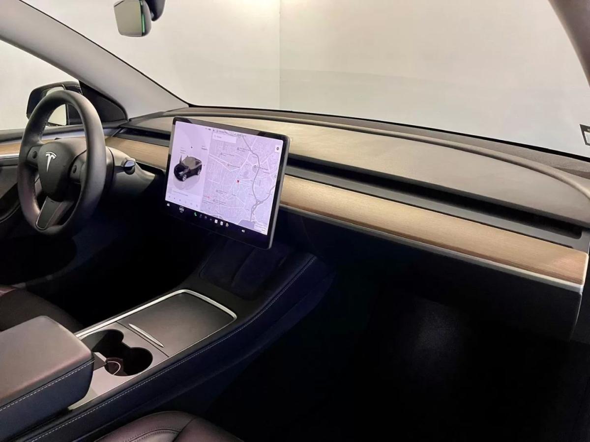 tesla-model-y-2024-eletrico-0cc