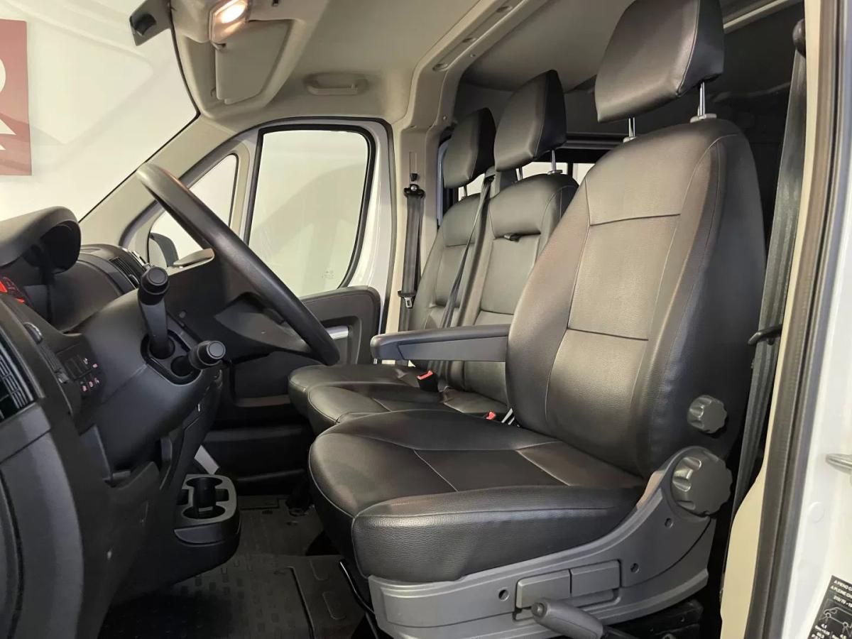 opel-movano-2023-diesel-2179cc