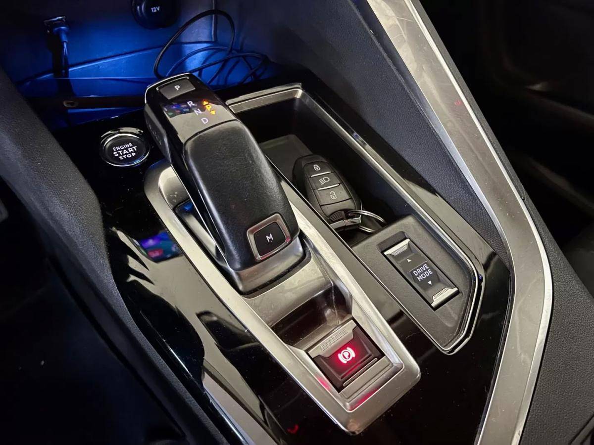 peugeot-5008-2022-diesel-1499cc