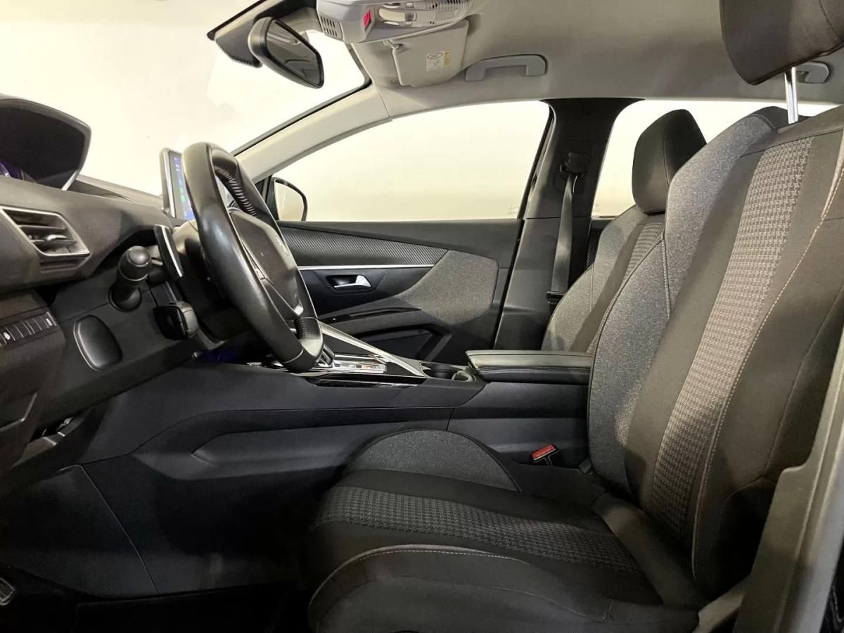 peugeot-5008-2022-diesel-1499cc