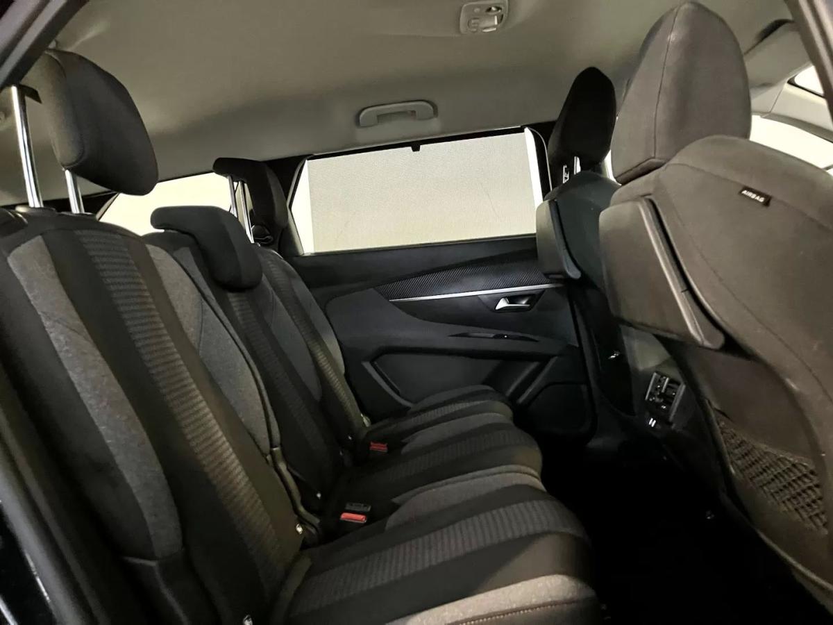 peugeot-5008-2022-diesel-1499cc