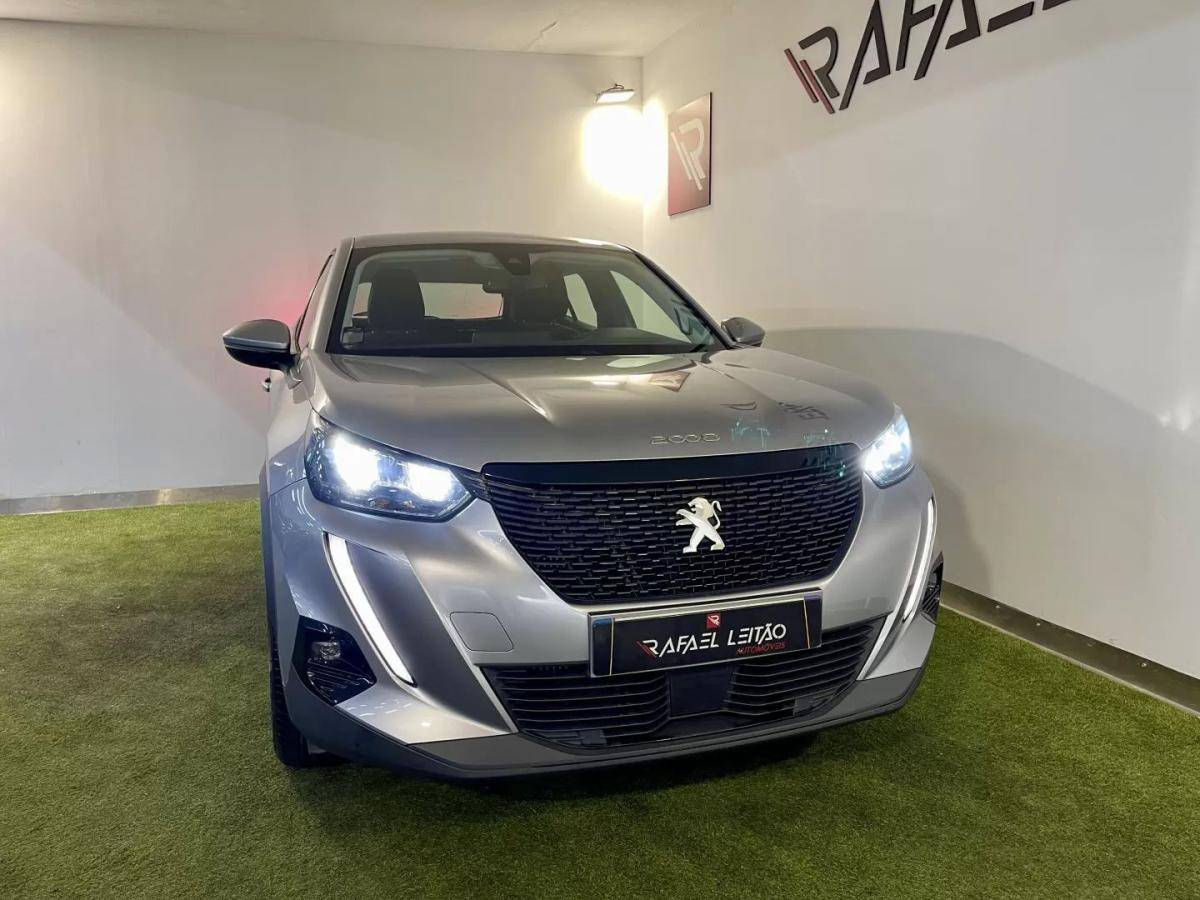 peugeot-2008-2021-gasolina-1199cc