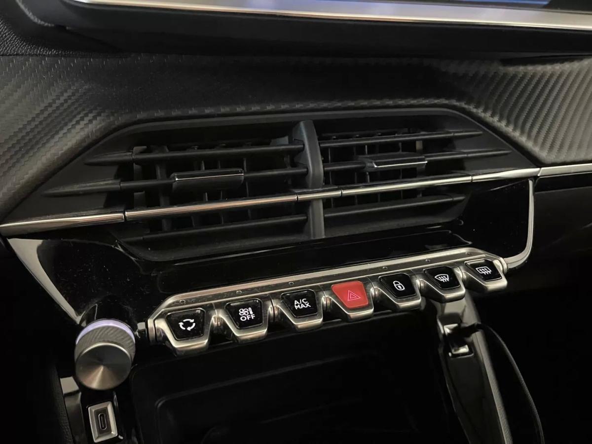 peugeot-2008-2021-gasolina-1199cc