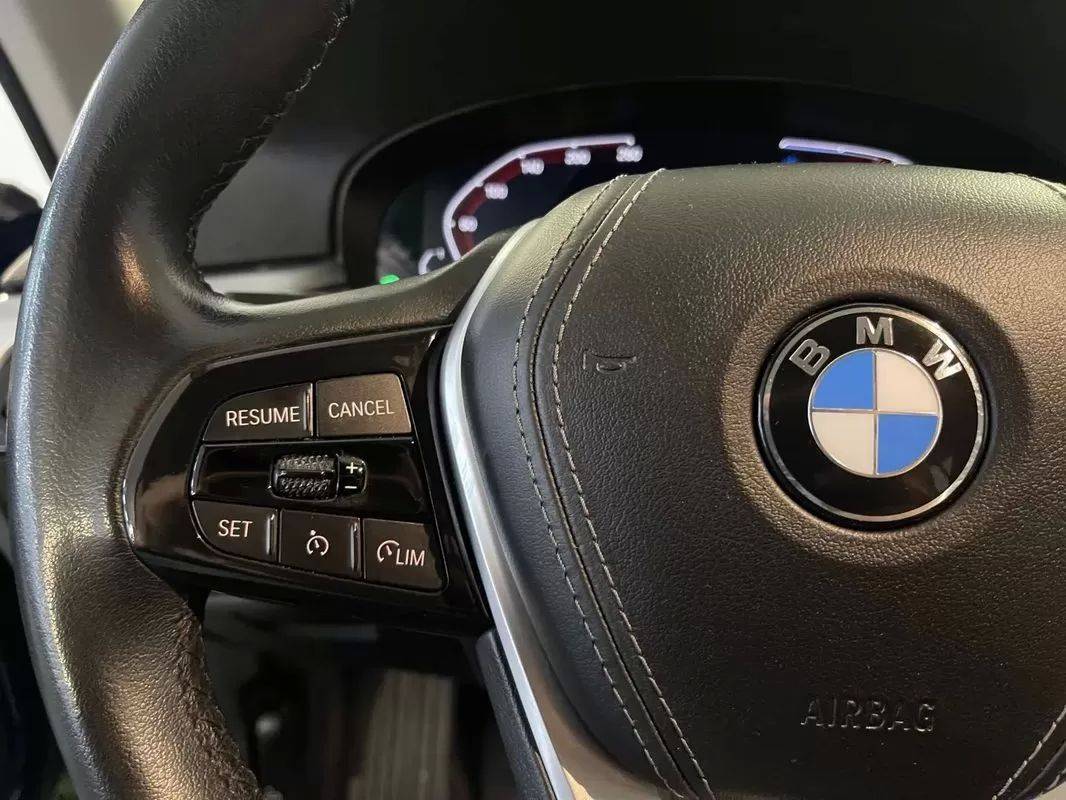 bmw-serie-5-2023-diesel-1995cc