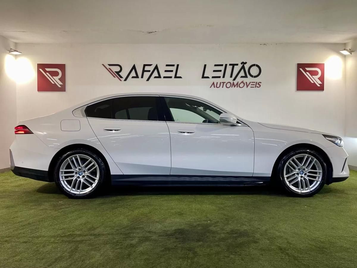 bmw-serie-i-2024-eletrico-0cc
