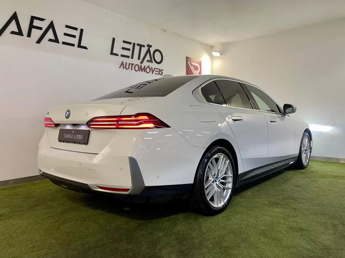 bmw-serie-i-2024-eletrico-0cc