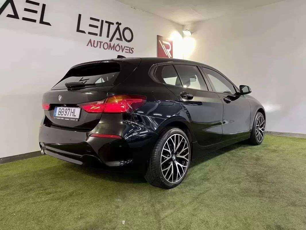 bmw-serie-1-2023-diesel-1496cc
