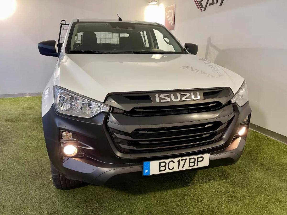 isuzu-d-max-2023-diesel-1898cc