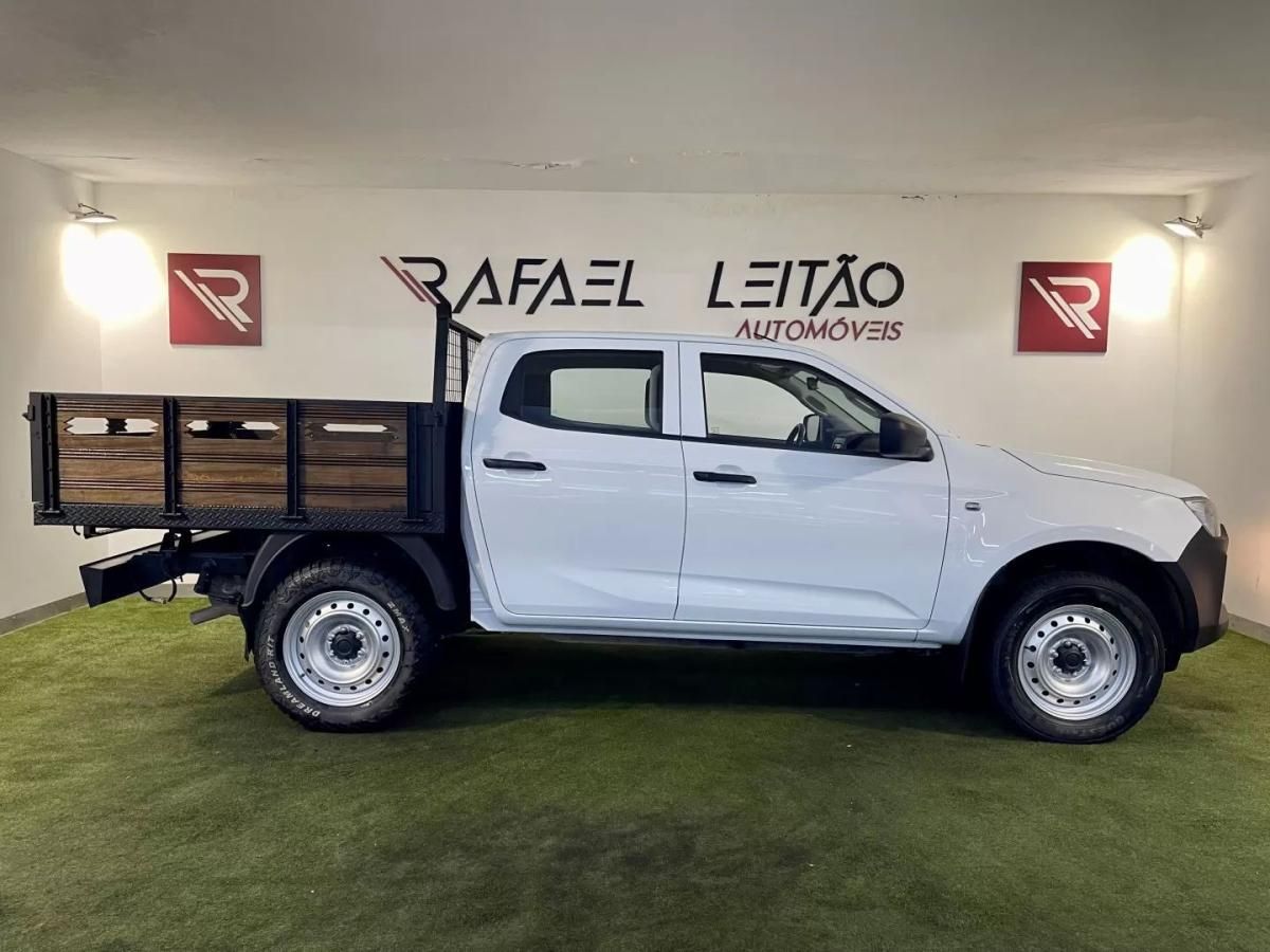 isuzu-d-max-2023-diesel-1898cc