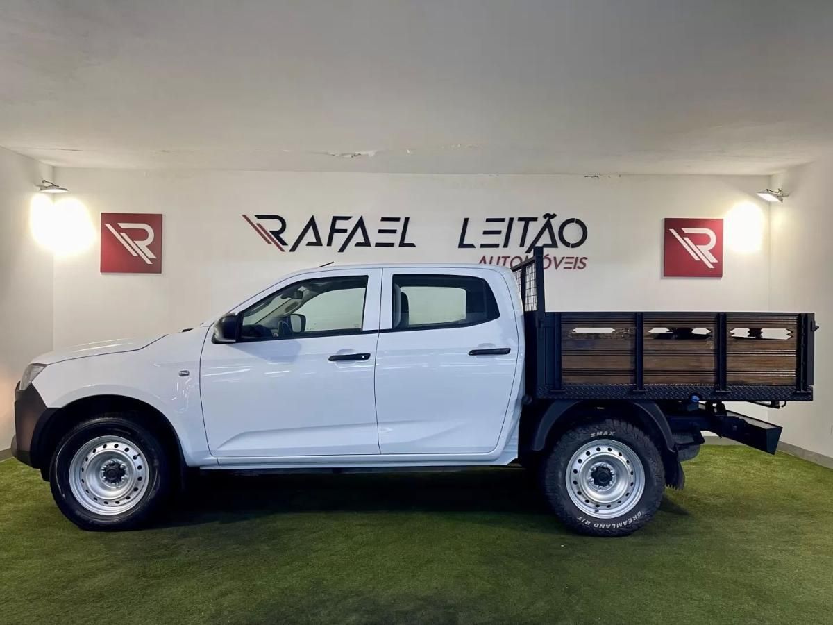 isuzu-d-max-2023-diesel-1898cc
