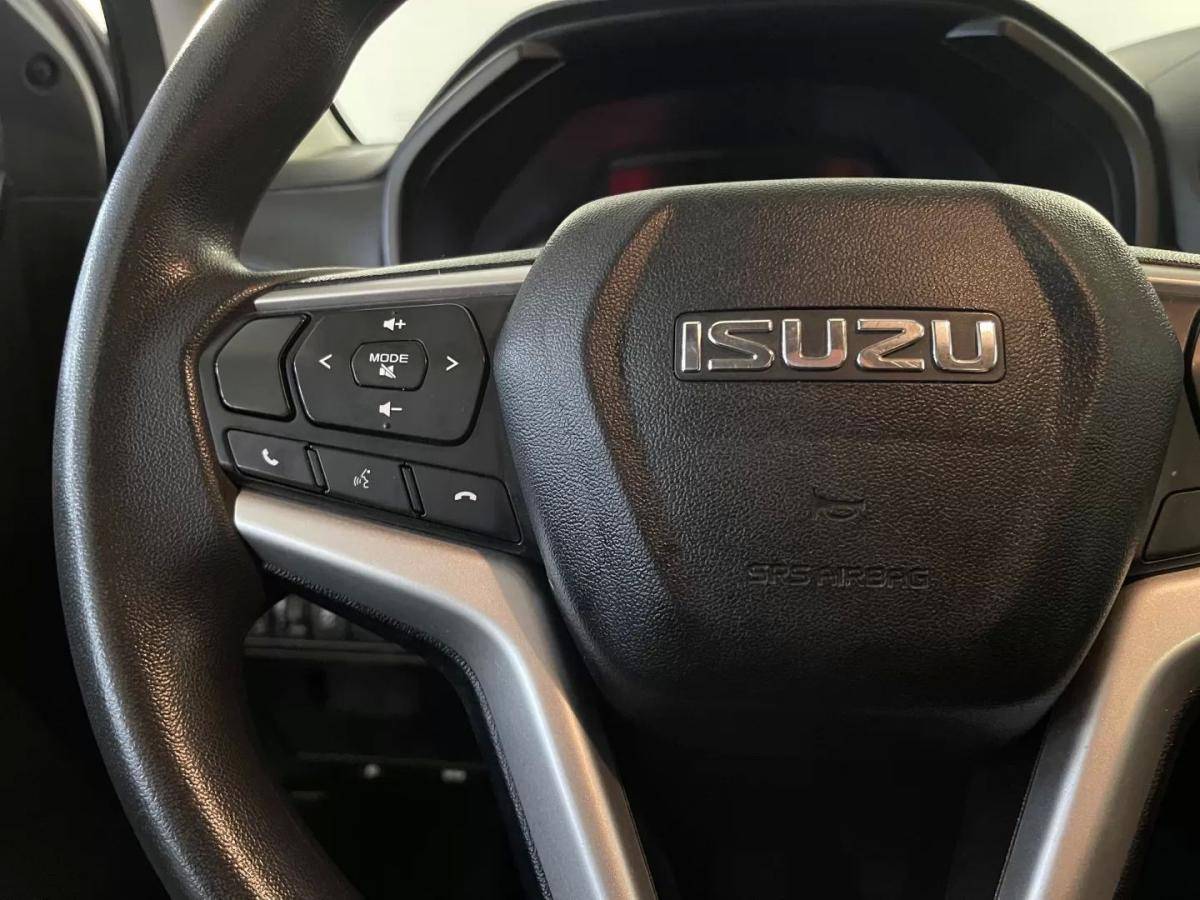isuzu-d-max-2023-diesel-1898cc