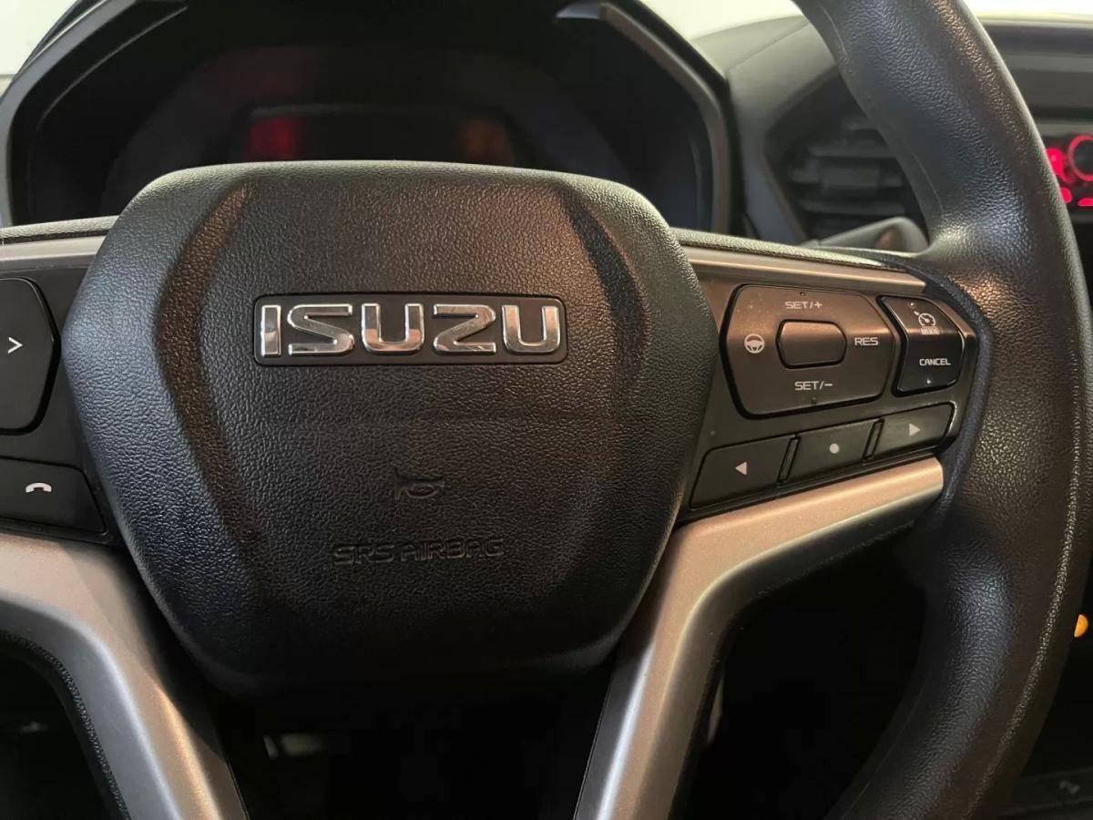 isuzu-d-max-2023-diesel-1898cc