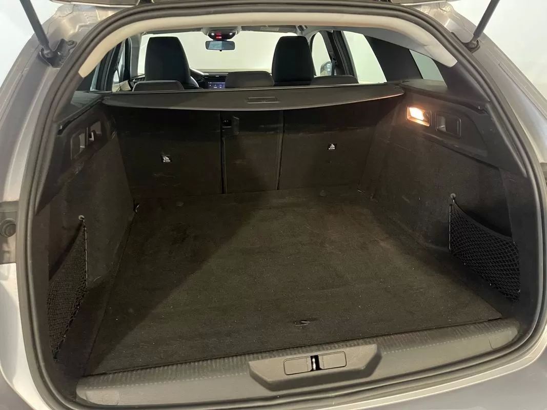 peugeot-308-sw-2022-diesel-1499cc
