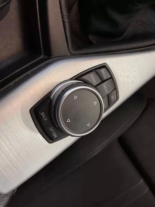 bmw-serie-1-116d-2015-diesel-1496cc