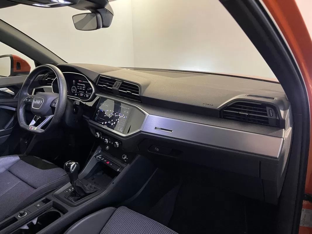 audi-q3-2022-hibrido-1395cc