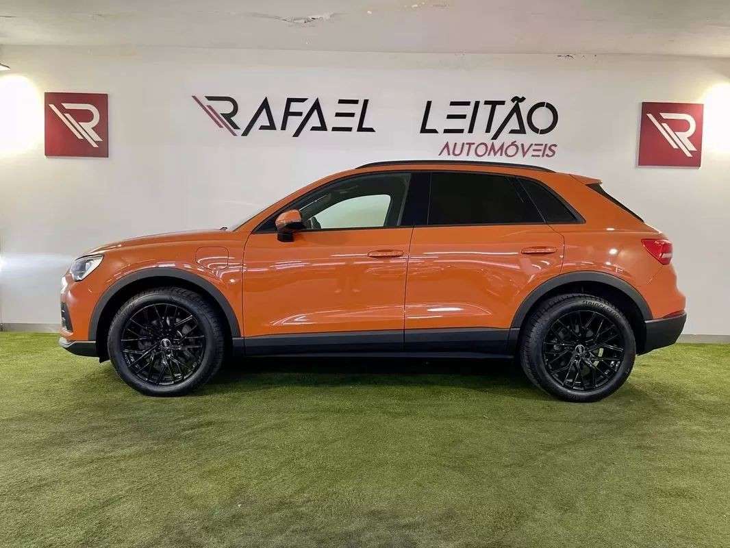audi-q3-2022-hibrido-1395cc