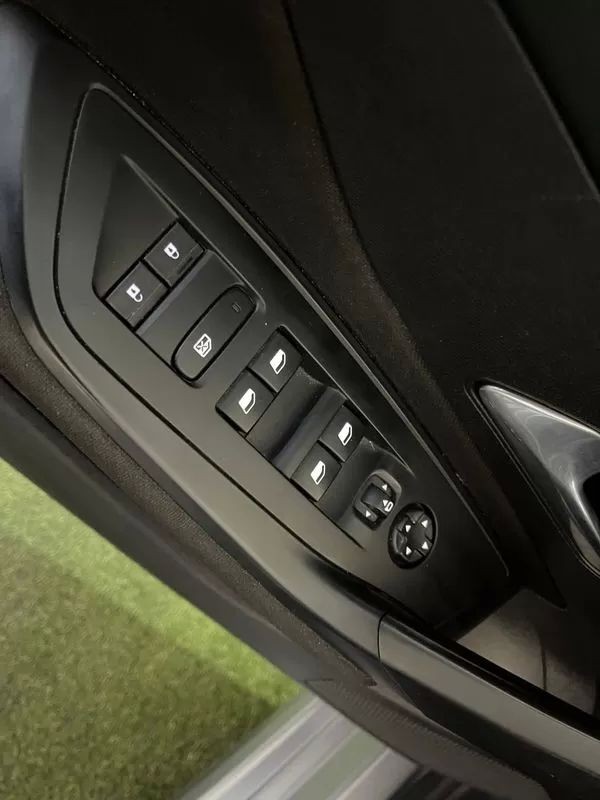 peugeot-308-sw-2022-diesel-1499cc