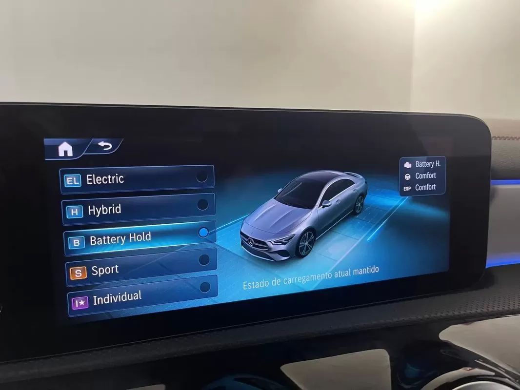 mercedes-benz-cla-2025-hibrido-1332cc