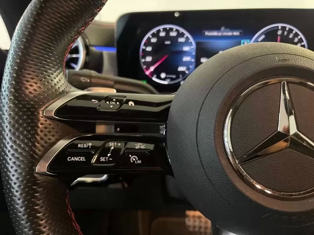 mercedes-benz-cla-2025-hibrido-1332cc